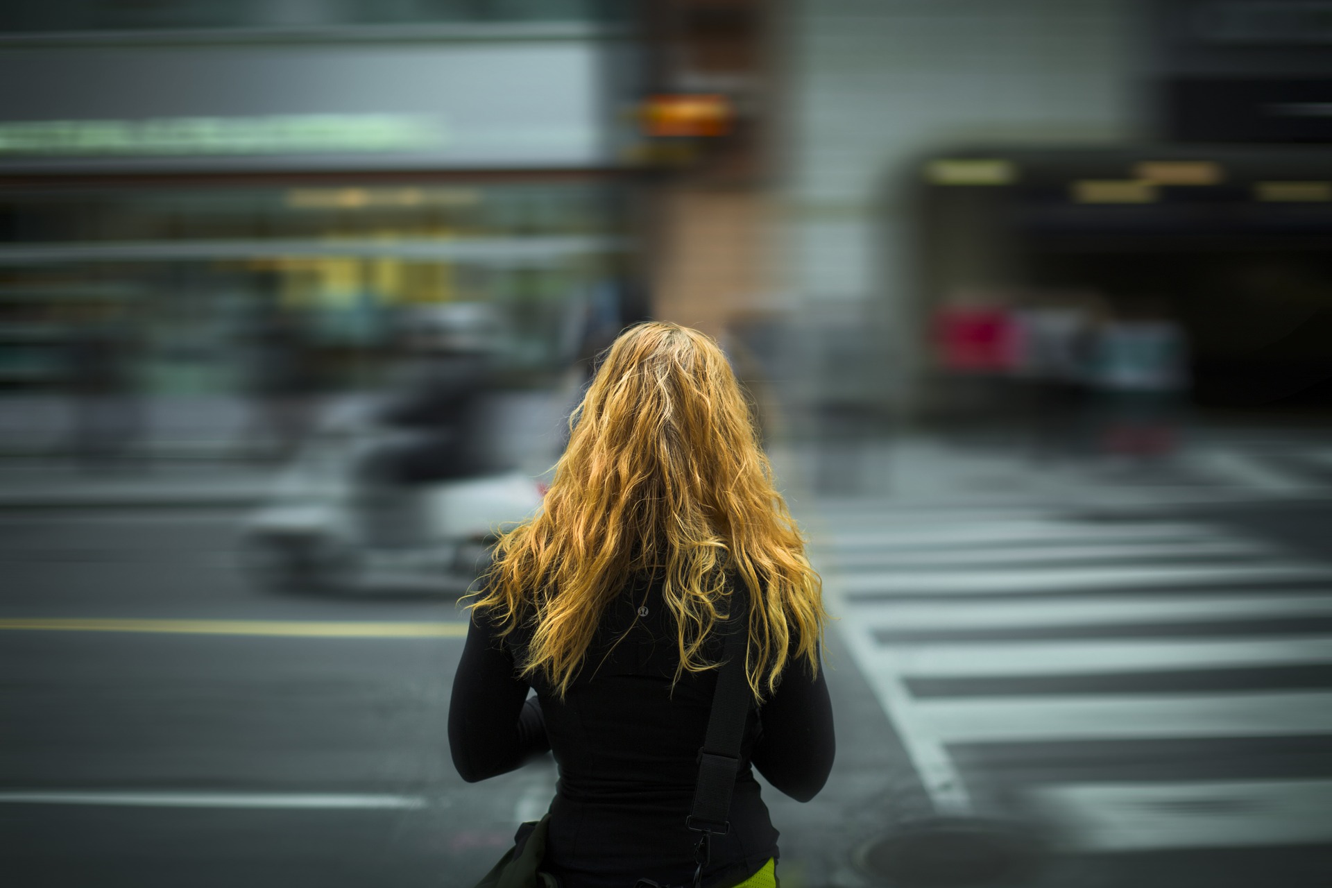 Te contamos por qué te conviene usar un patinete eléctrico